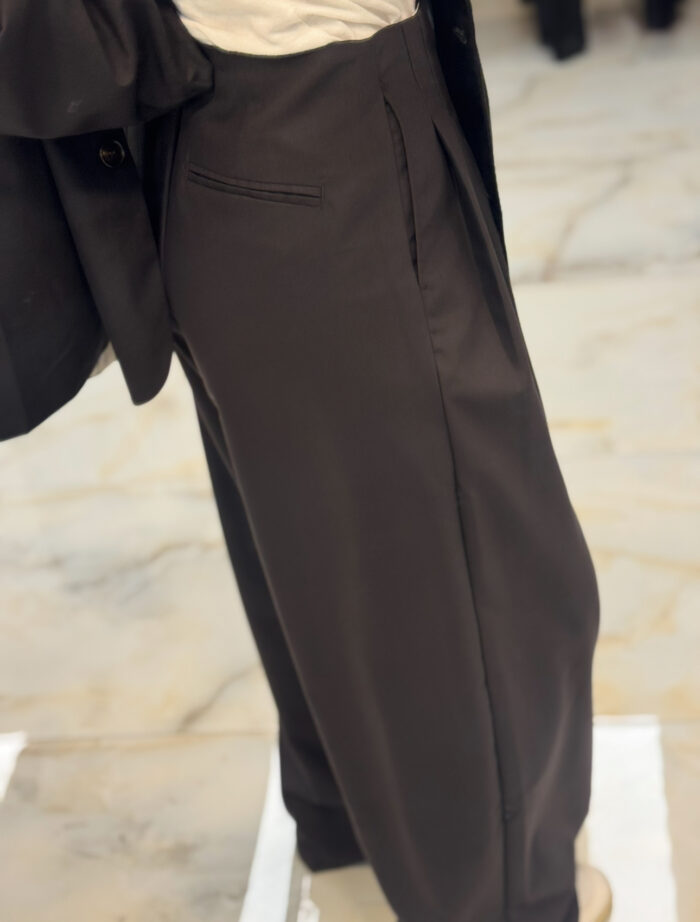 JACQUELINE SUIT - Image 5