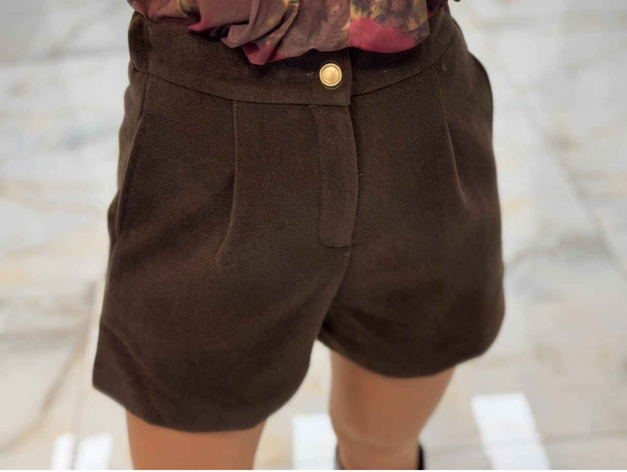 IMG_9480 CARINIA SHORTS - Image 1
