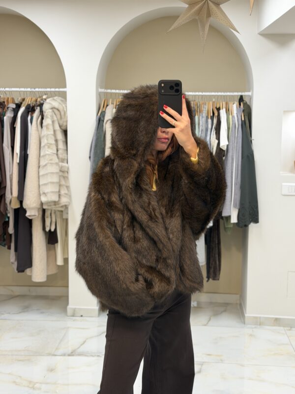 JANET FUR
