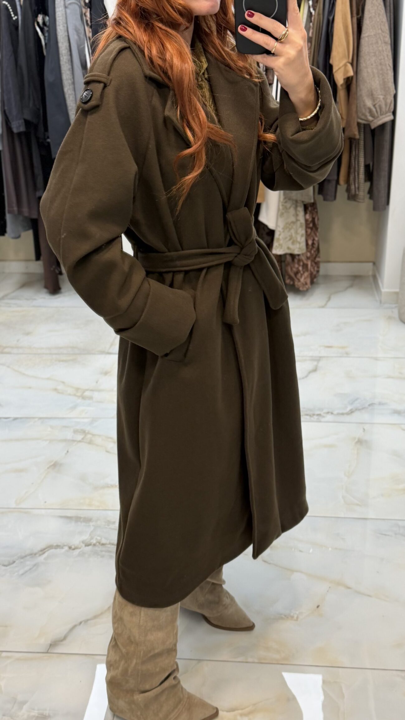 CLOESE COAT