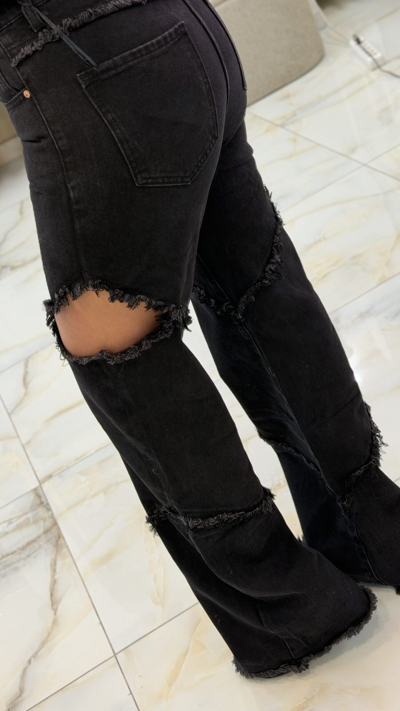 ELNES JEANS