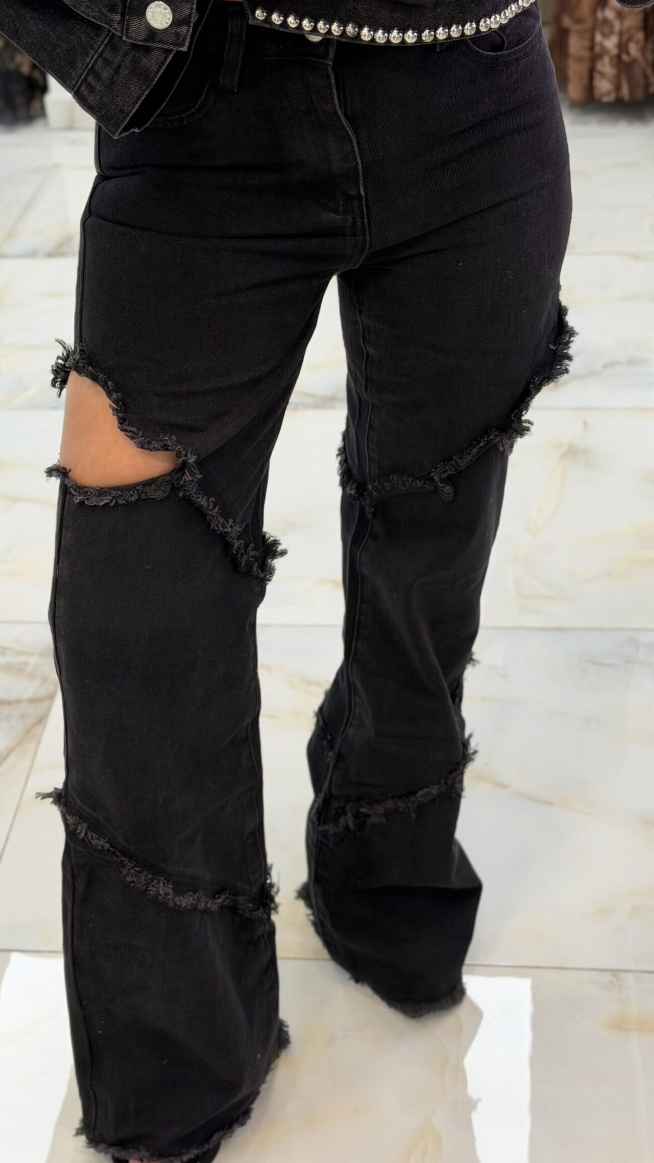 ELNES JEANS