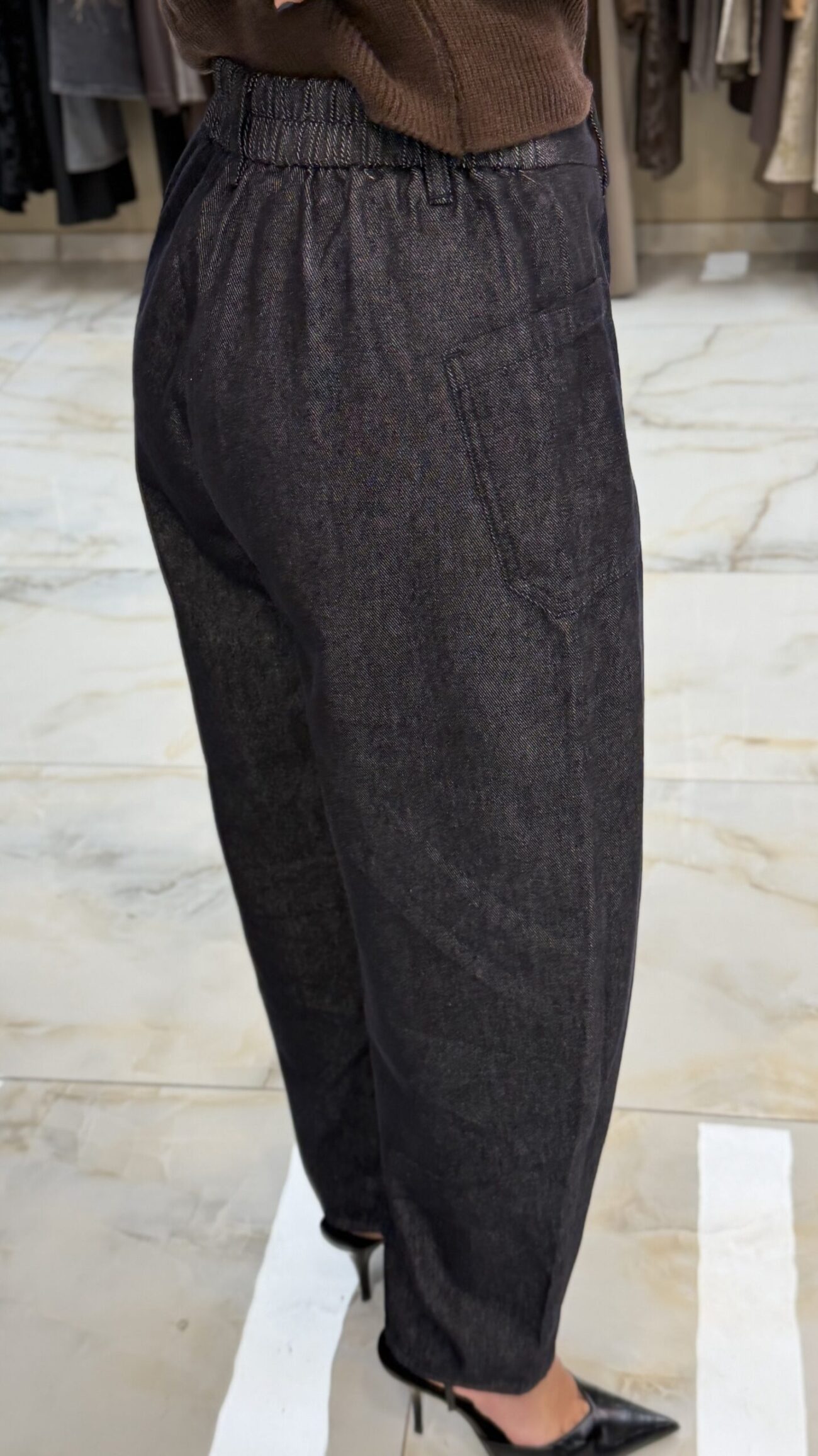 Wires Jeans