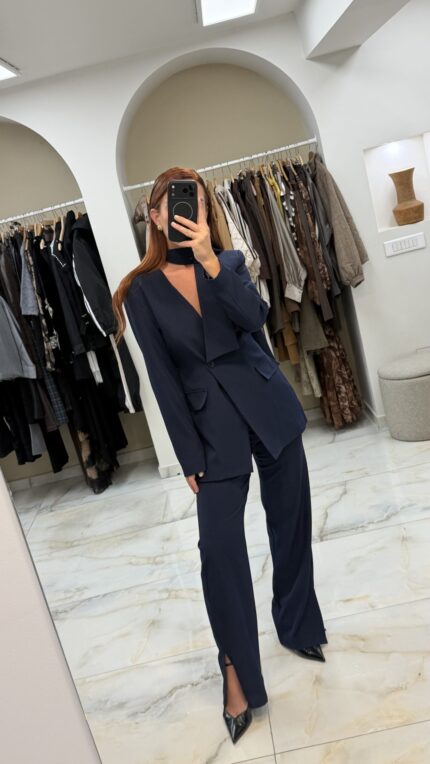 ARAL SUIT